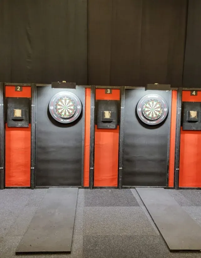 Deluxe dartbanen rood/zwart